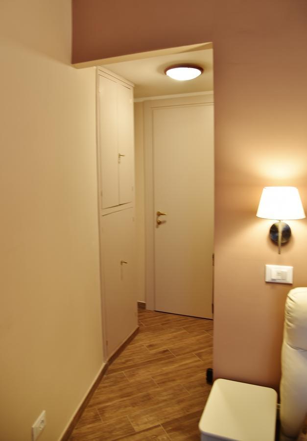 Fabio Guest House Deluxe Roma Exterior foto